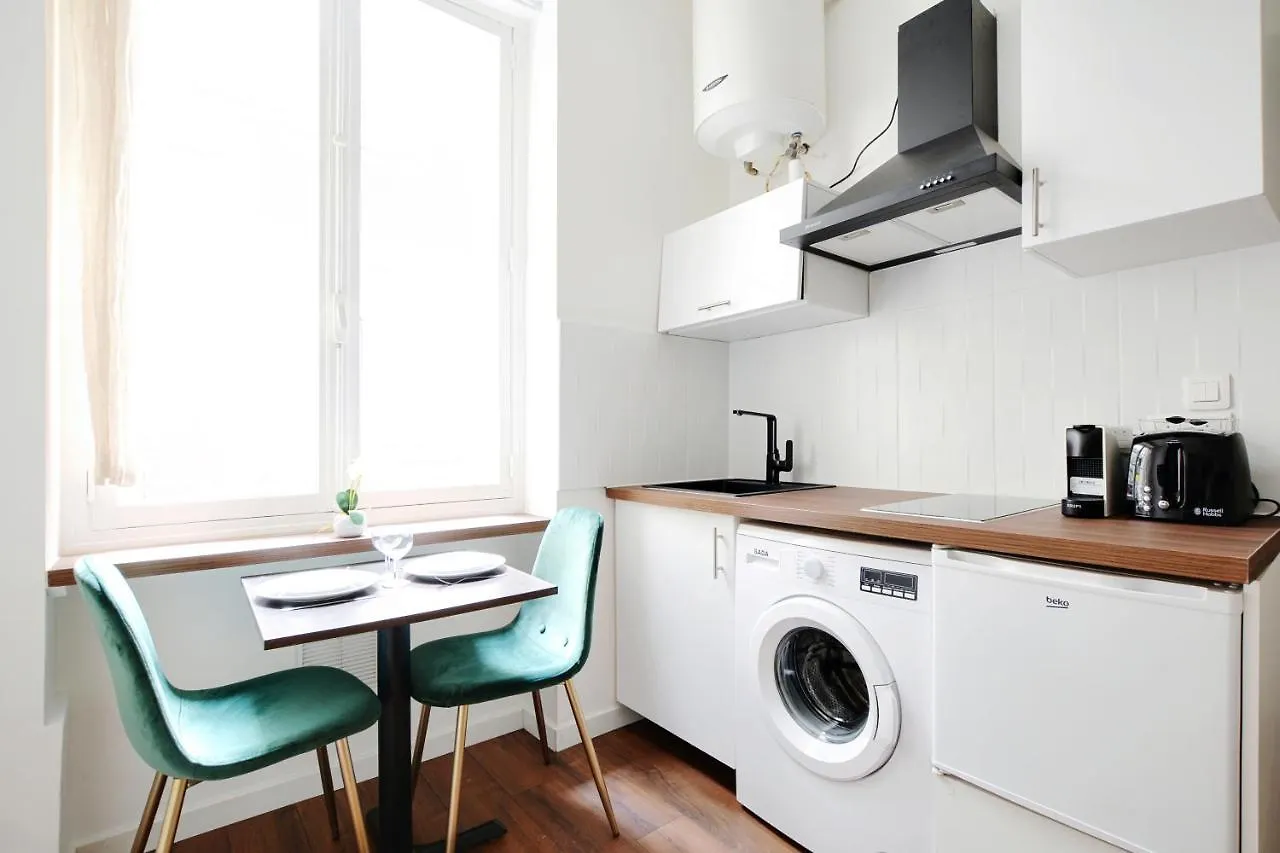 Cmg Opera Comique - St Marc Rdc Apartment Paris 0*,  France